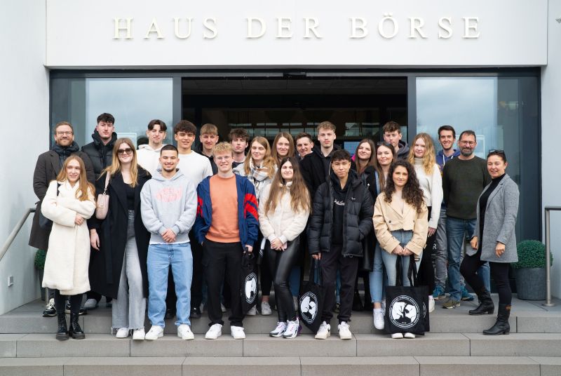 Besuch im Börsenmuseum Rosenheim - 11. Fachklassen Bank