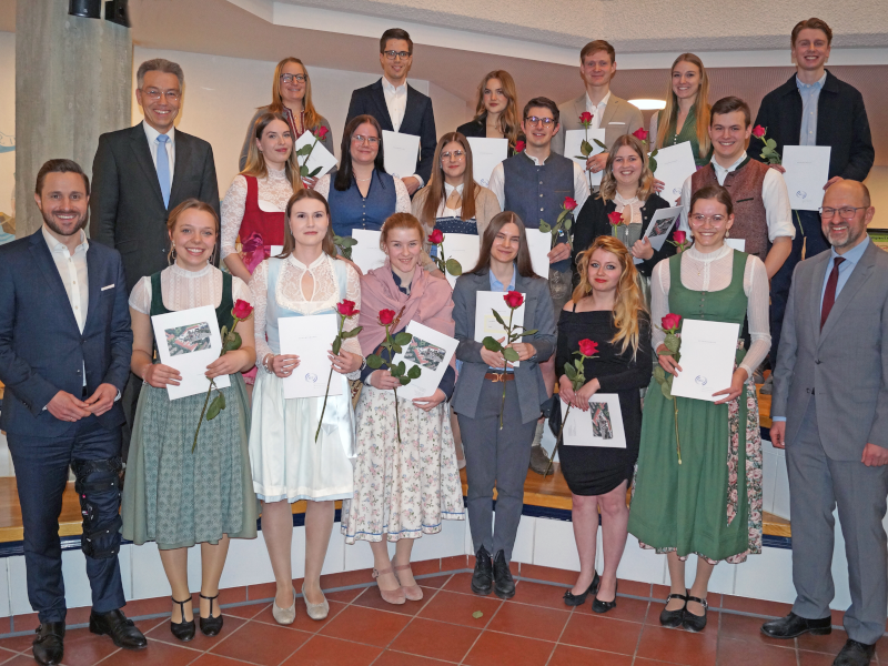 Fotos Preisträger Abschlussfeier Winter 2024/25